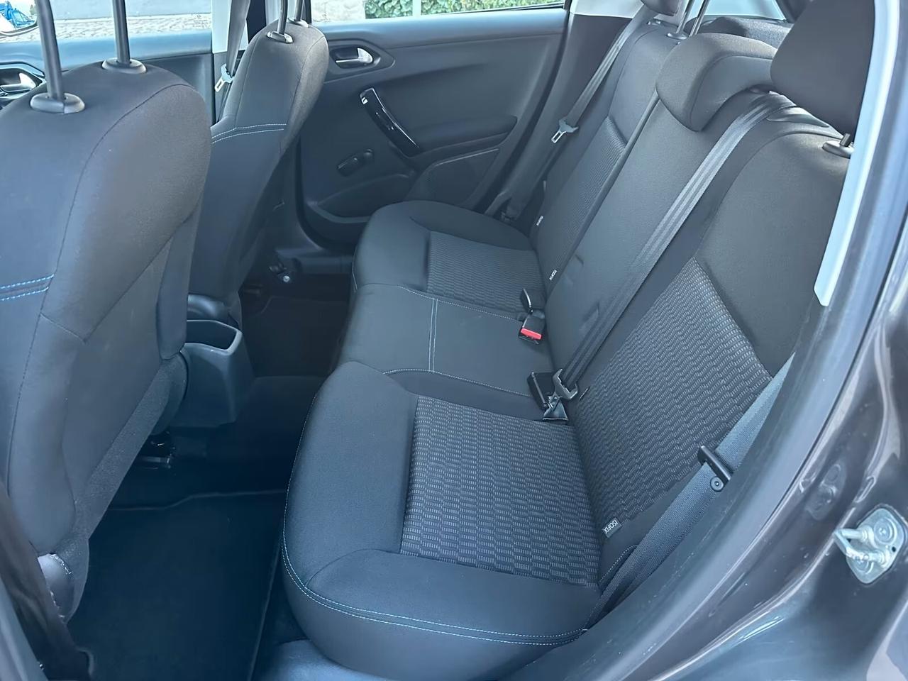 Peugeot 208 PureTech 83 5 porte Style