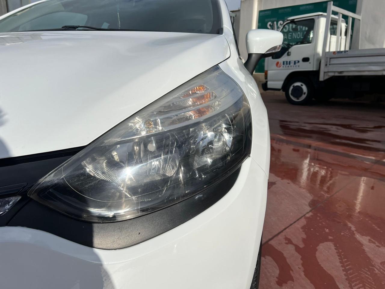 Renault Clio 1.5 dCi 8V 75CV 5 porte Costume National