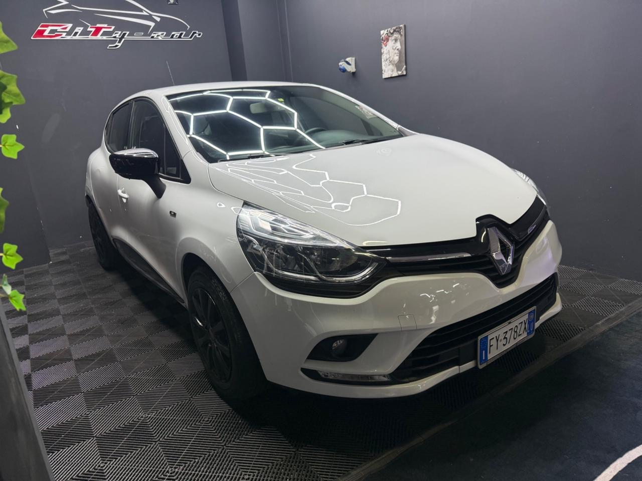 Renault Clio Sporter TCe 12V 75 CV Moschino Life