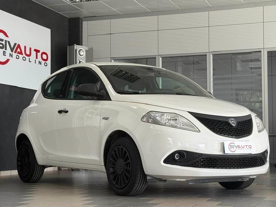 Lancia Ypsilon 1.2 69 CV 5 porte S&S Elefantino Blu