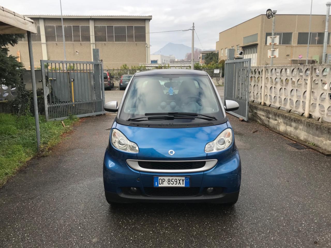 Smart ForTwo 1000 52 kW coupé limited two