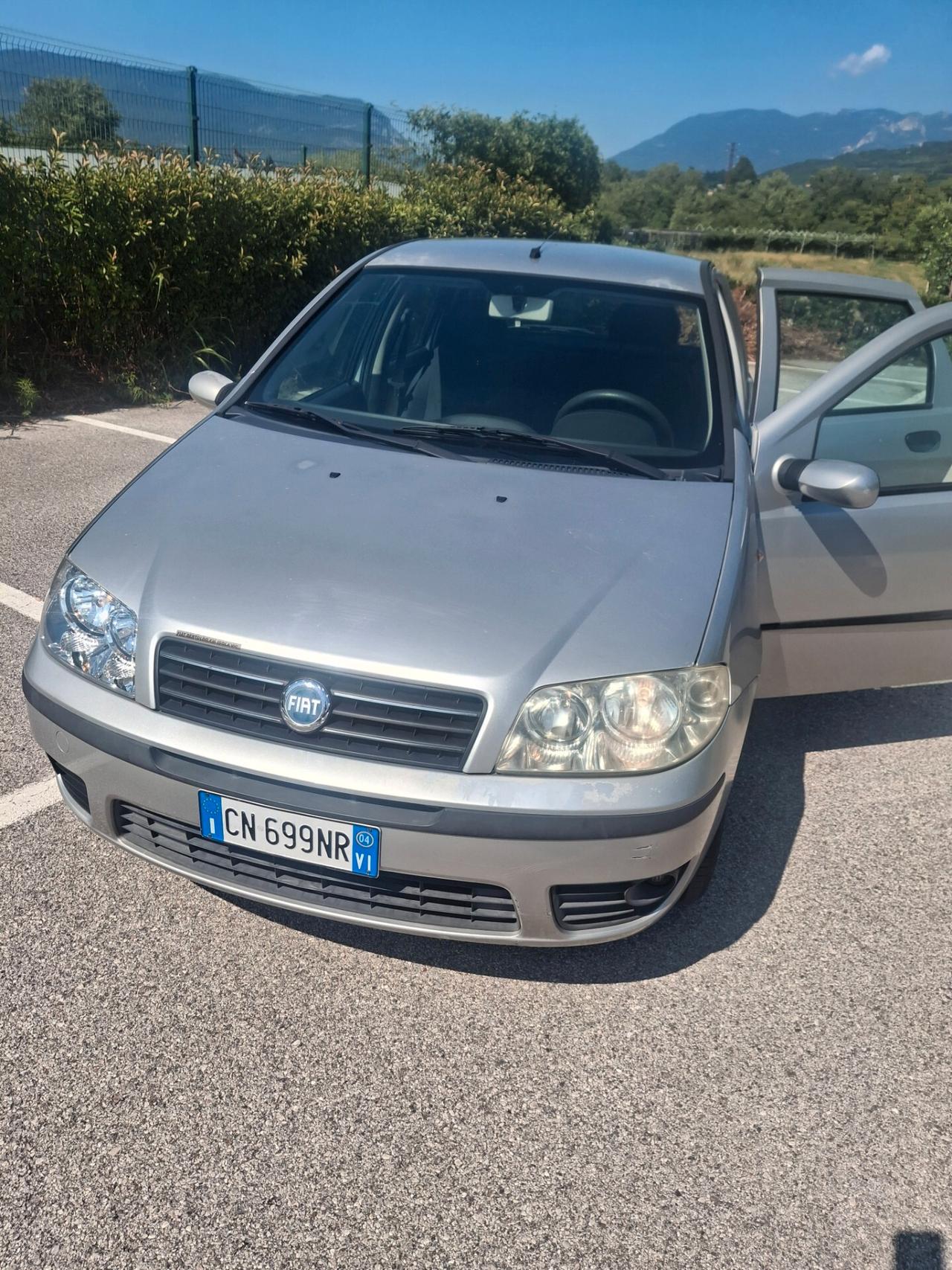 Fiat Punto 1.2 benzina per neopatentati solo 102 mila km