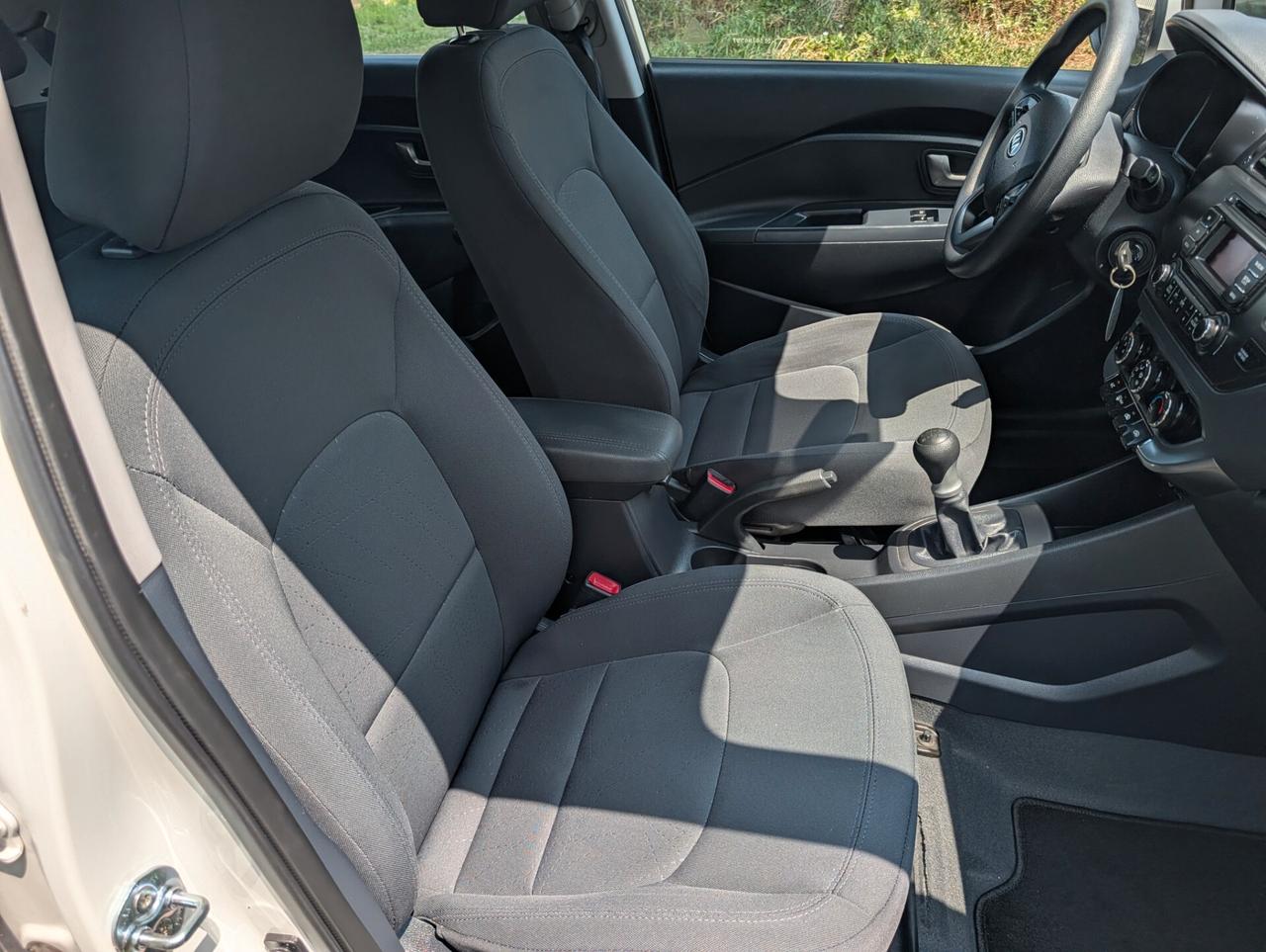 Kia Rio 1.3 CVVT 5p. UNICO PROPRIETARIO OK NEOP.