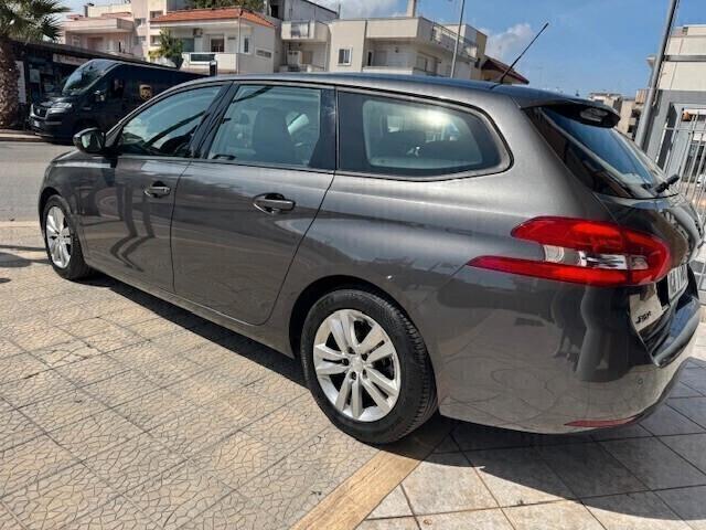 Peugeot 308 BlueHDi 130 S&S SW Navi-Carplay-led-Pdc