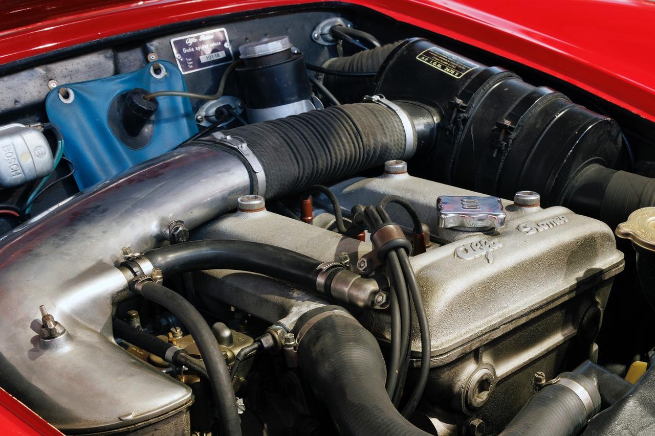 Alfa Romeo Giulia 1600 Spider Veloce