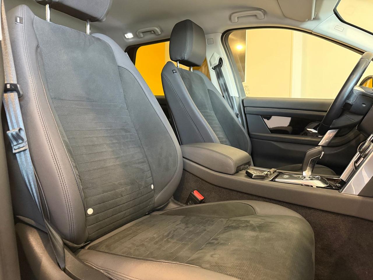 Land Rover Discovery S 2.0 D 150 MHEV #11326