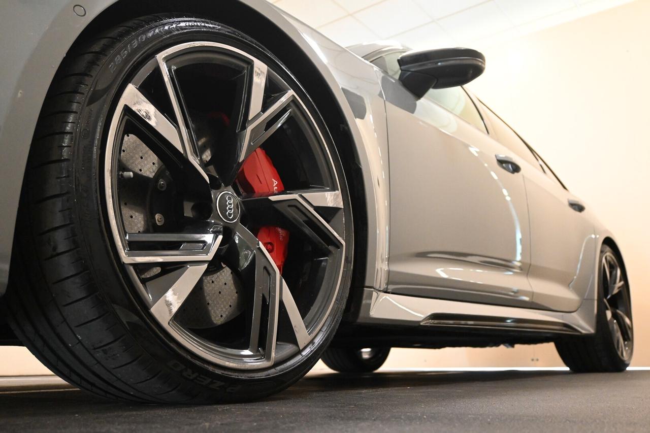AUDI A6 5ª serie RS 6 Avant 4.0 TFSI V8 quattr...