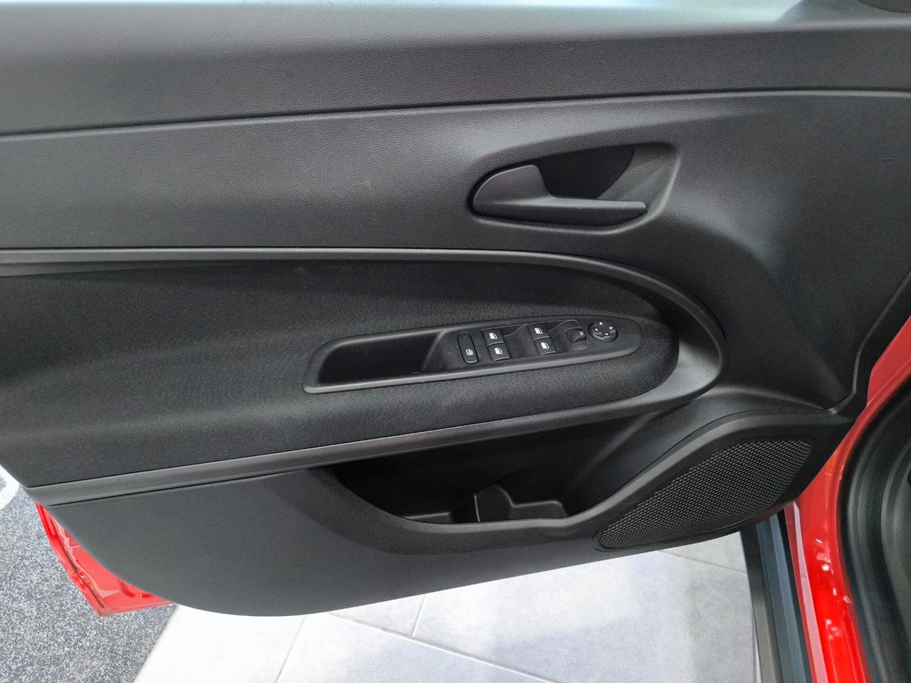 Fiat 600 Hybrid 100 CV DCT MHEV La Prima