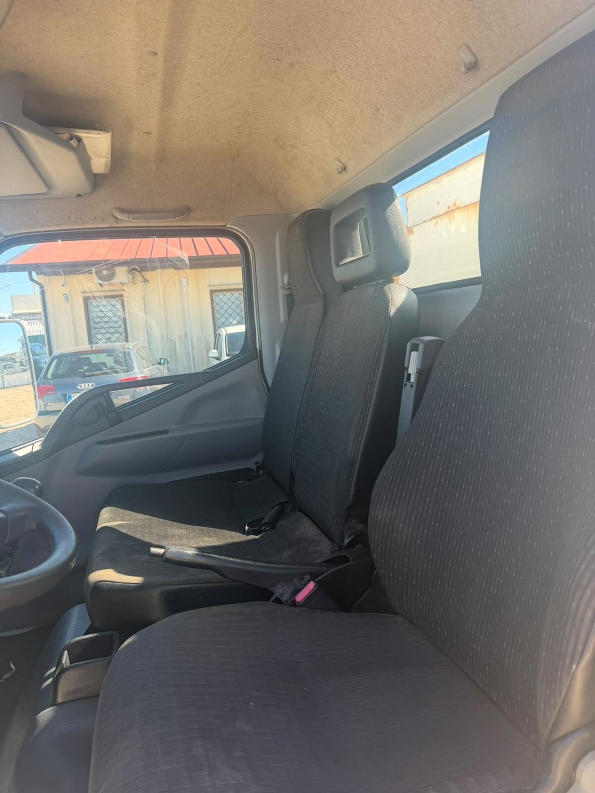Mitsubishi Fuso Canter 3.0 2019 euro6 ad blue