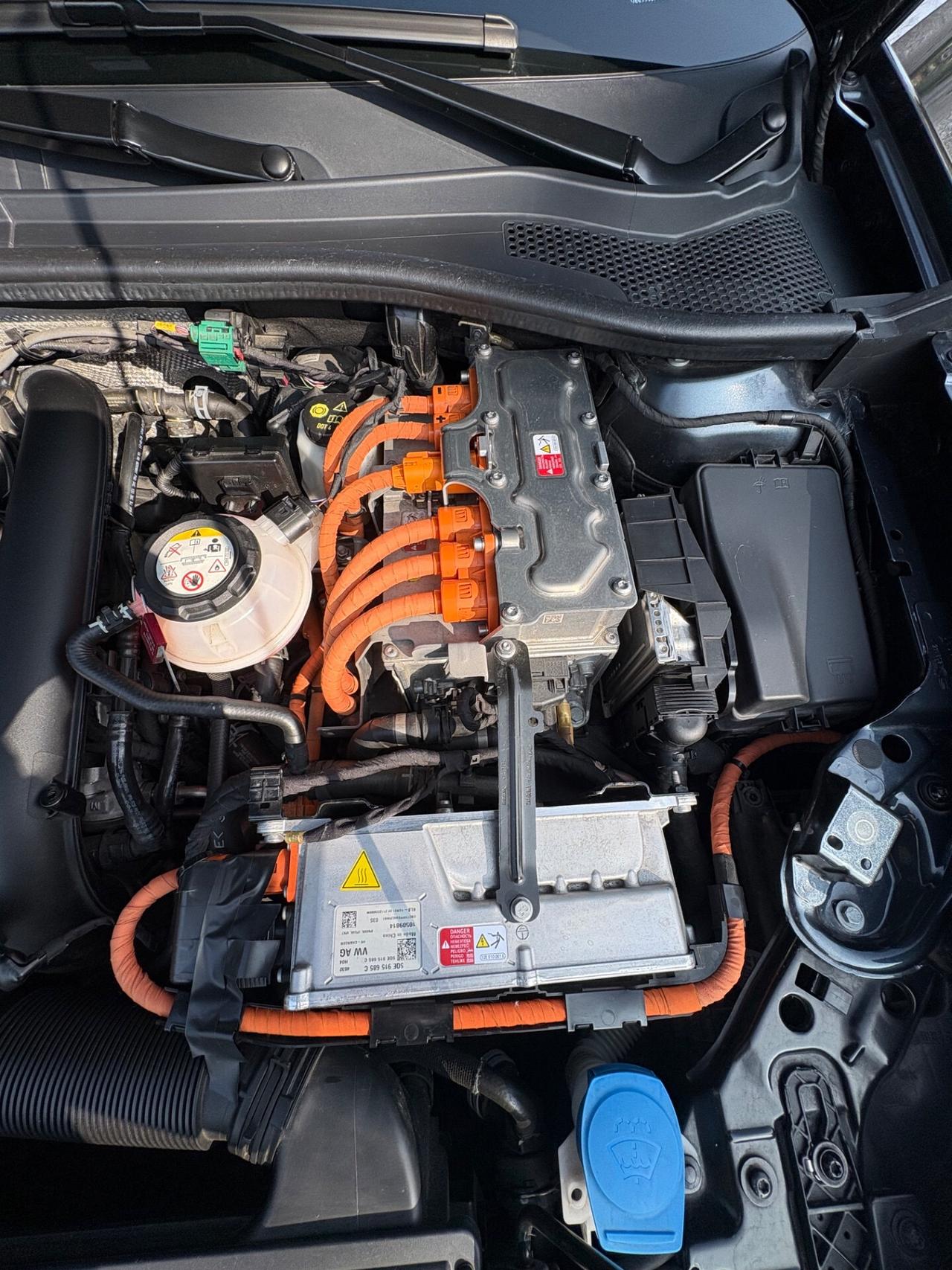 SEAT Leon FR 1.4 e-Hybrid 204 CV DSG - tettuccio panoramico apribile