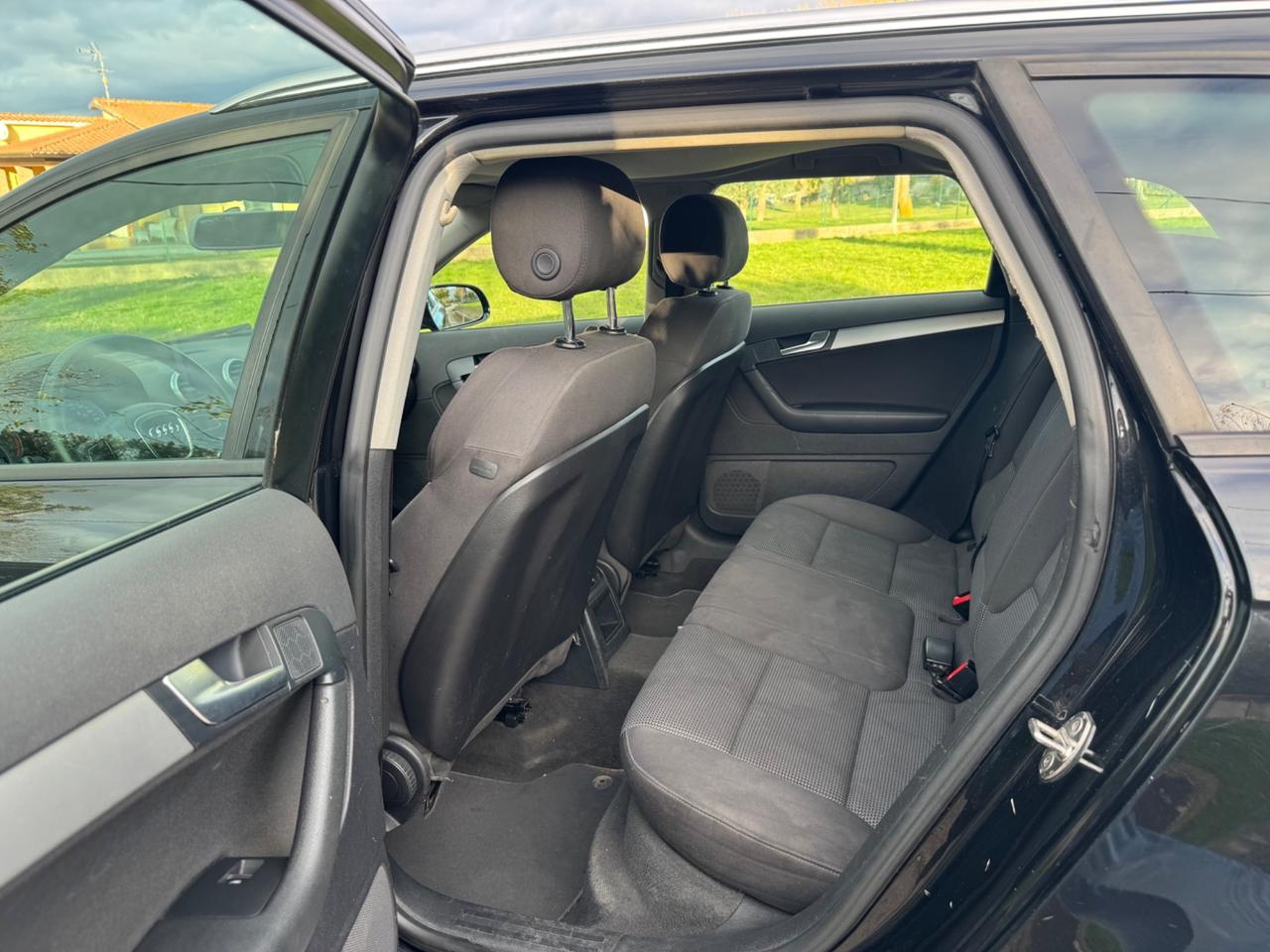 Audi A3 SPB 1.6 TDI 105 CV CR Ambition