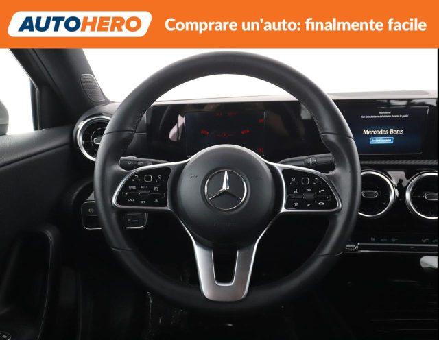 MERCEDES-BENZ A 180 d Automatic Executive