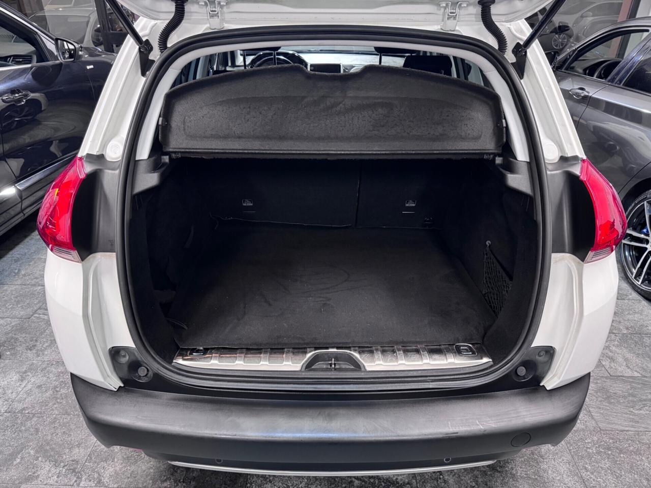 Peugeot 2008 1.6 BlueHDi 120 S&S Allure