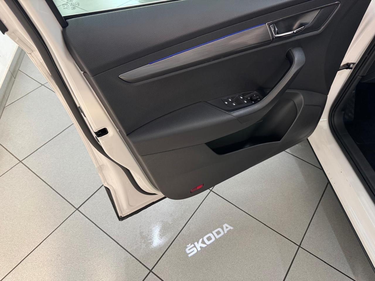 Skoda Karoq 2.0 TDI EVO STYLE 4X4 150/CV DSG