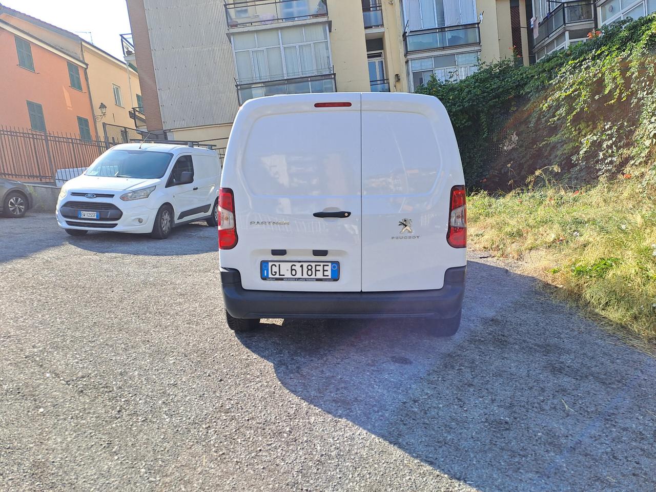 Peugeot Partner 1.5 BlueHDi 100cv PC Premium