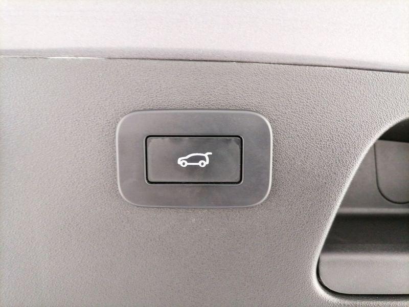 Jaguar E-Pace 2.0d i4 mhev R-Dynamic SE awd 163cv auto