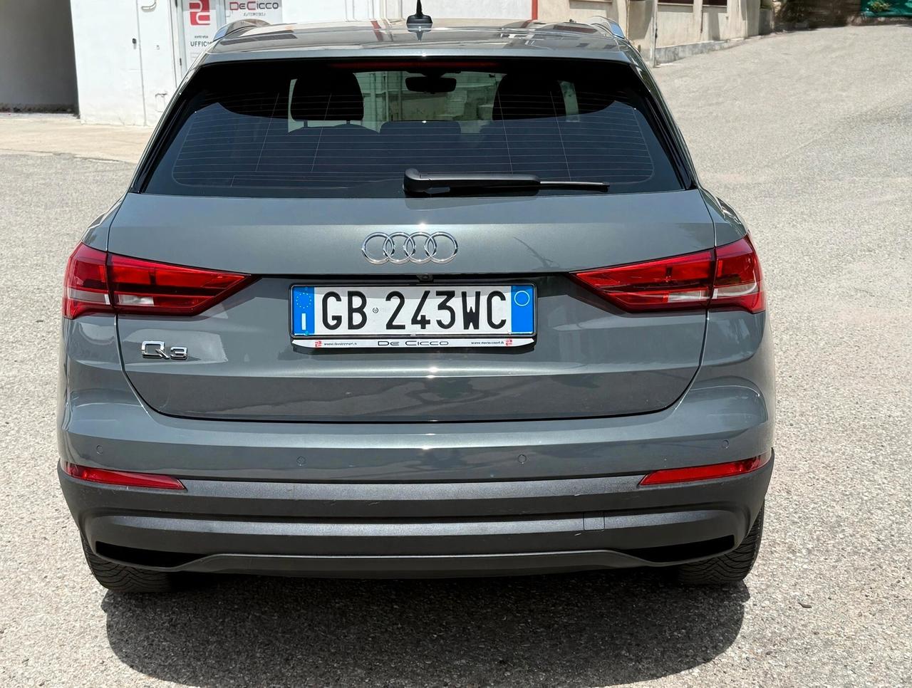 Audi Q3 35 TDI S tronic Business Advanced