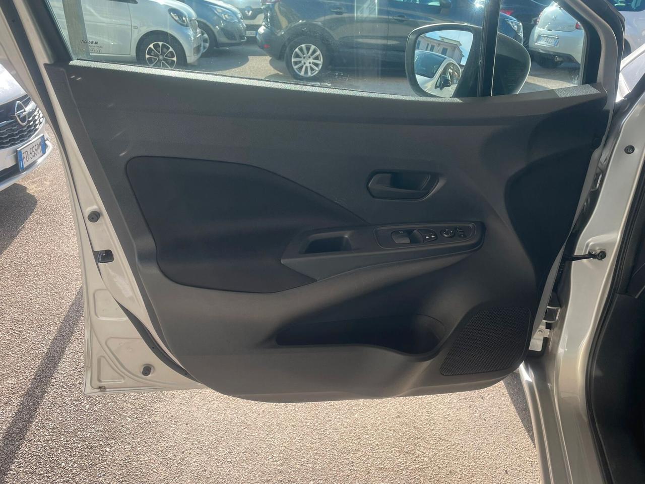 Nissan Micra 1.0L 12V 5 porte Visia