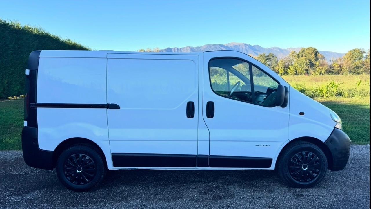 RENAULT TRAFIC 1.9 DTI 100cv FURGONE VAN AUTOCARRO