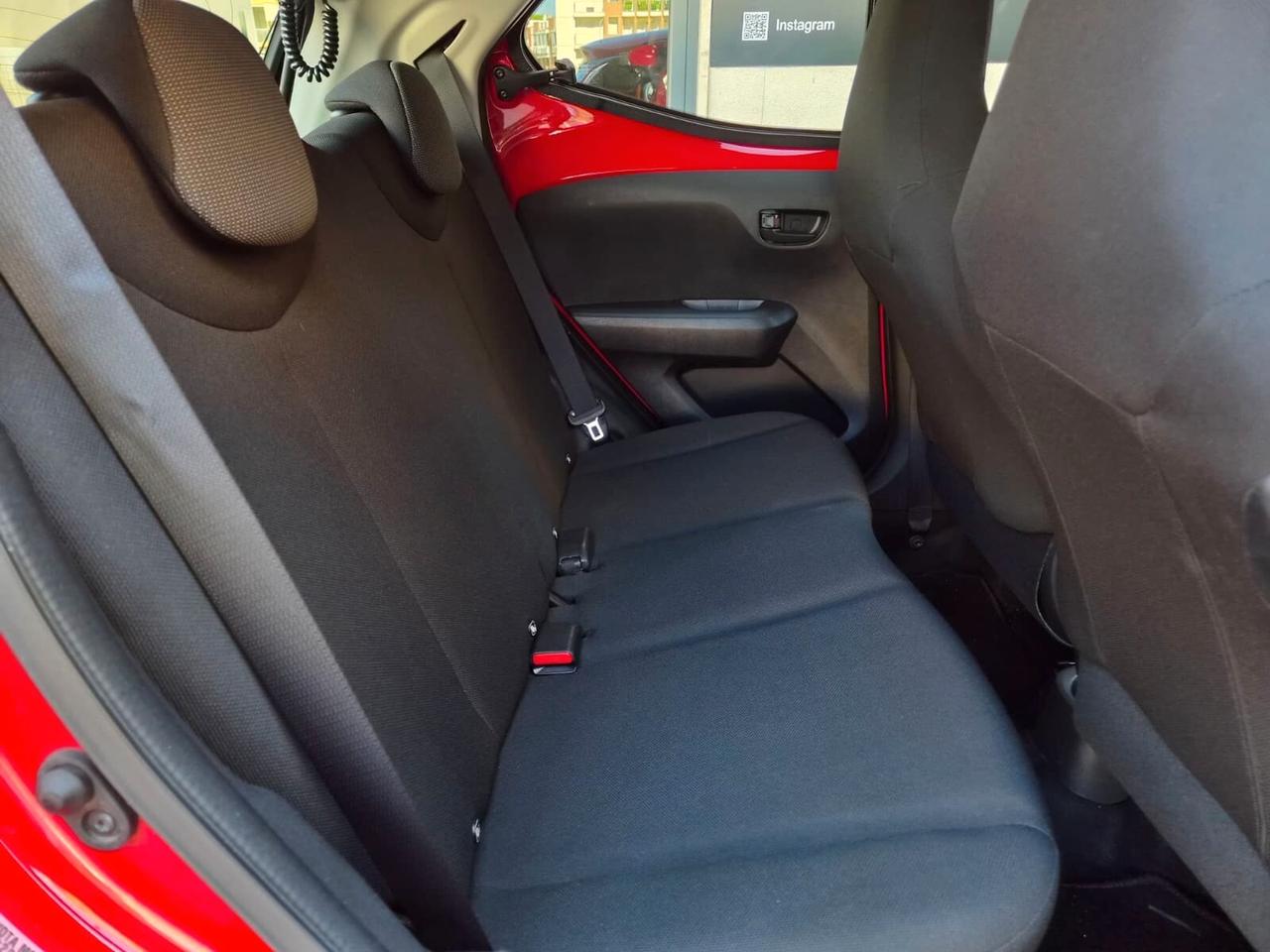 Toyota Aygo 1.0 VVT-i 69 CV 5 porte x-cool TSS