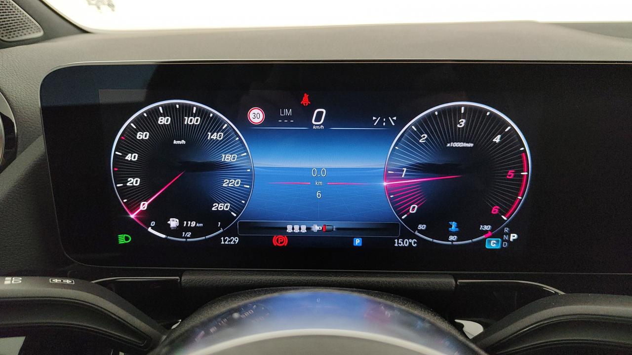 Mercedes-Benz GLA 200 d automatic