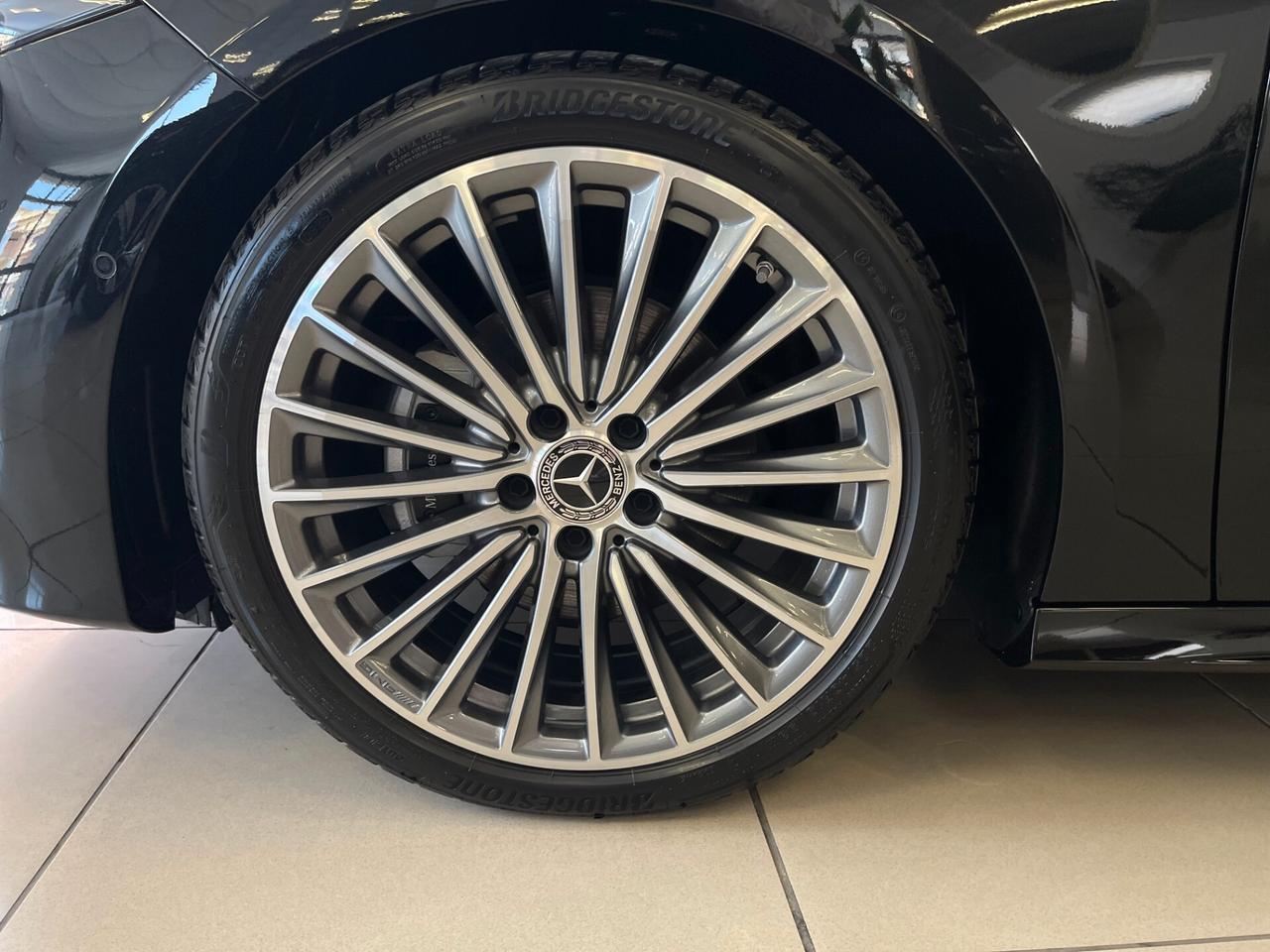 Mercedes-benz A180d 116cv AMG premium