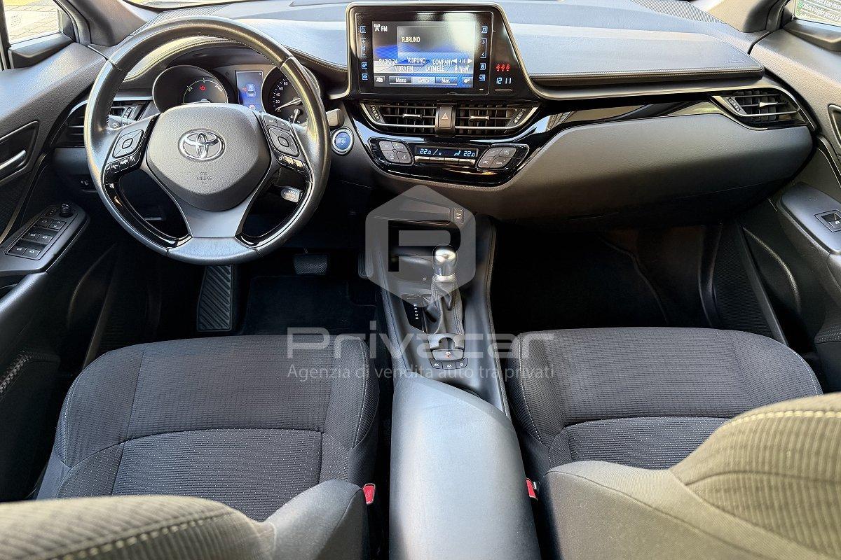 TOYOTA C-HR 1.8 Hybrid E-CVT Active
