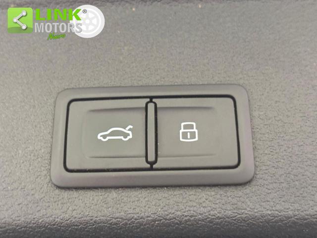 AUDI A4 Avant 40 TDI quattro S tronic Sport