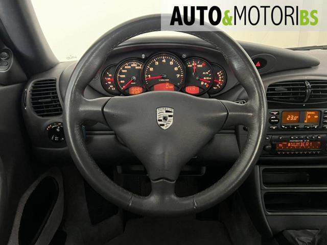 PORSCHE 911 996 Carrera cat Coupé 3.4