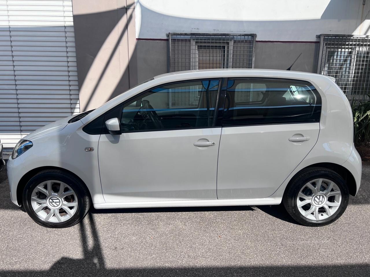 Volkswagen up! 5p 1.0 60cv MOVE E6 PDC/CLIMA. PERFETTA!!