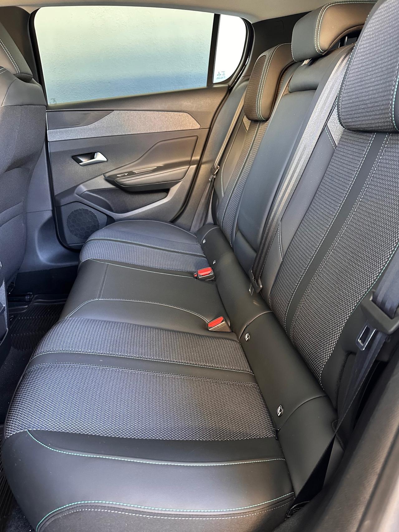 Peugeot 308 1.2 puretech t Allure Pack s&s 130cv eat8