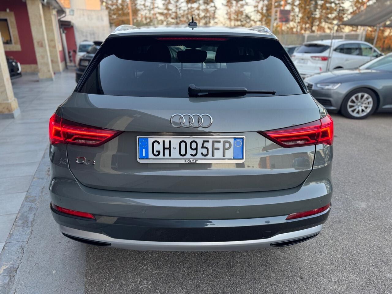 Audi Q3 35 TDI S tronic Advanced Led Ambien MATRIX