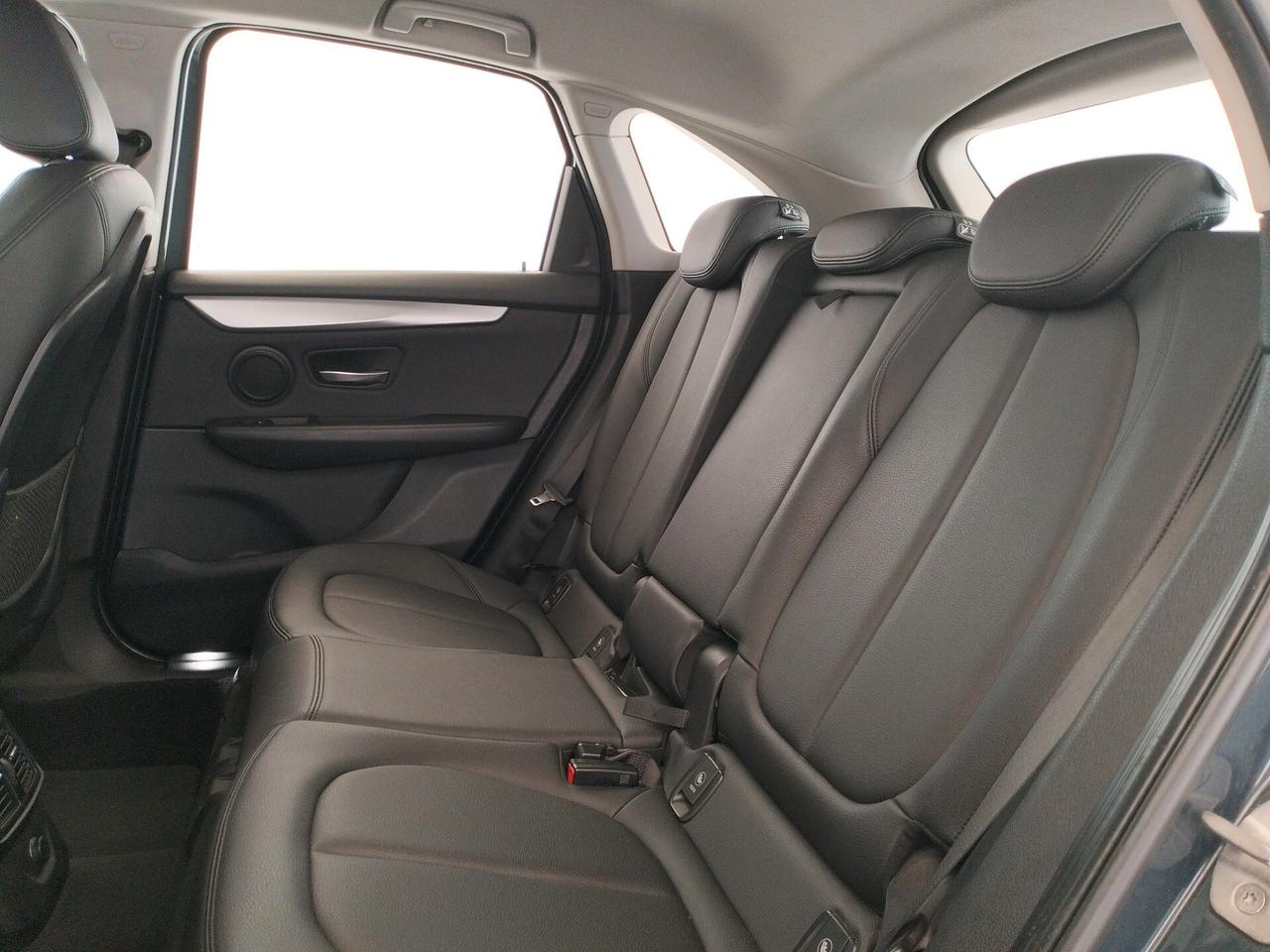 Bmw 2er Active Tourer 216d Advantage