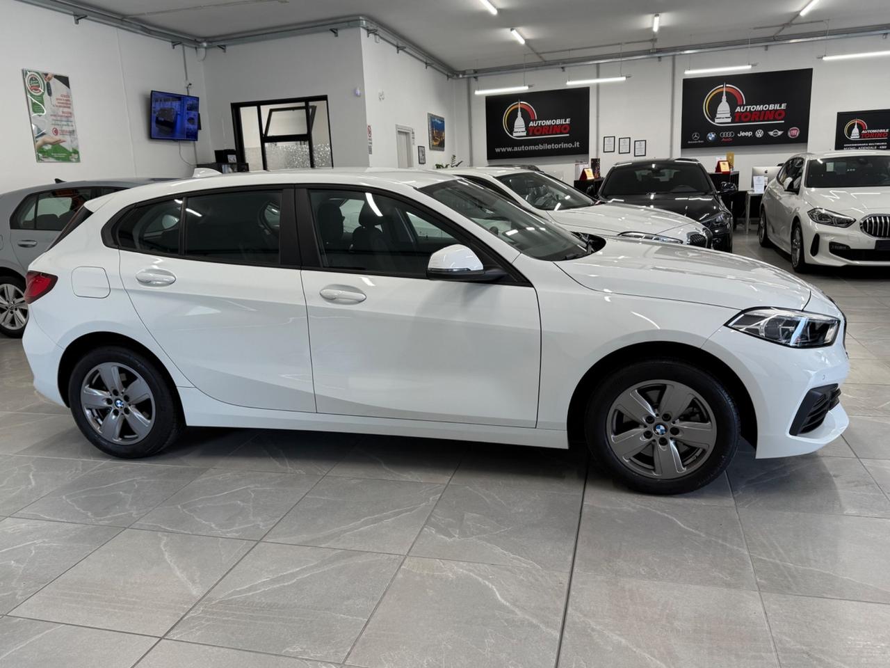 Bmw 118 118i 5p. Business Advantage