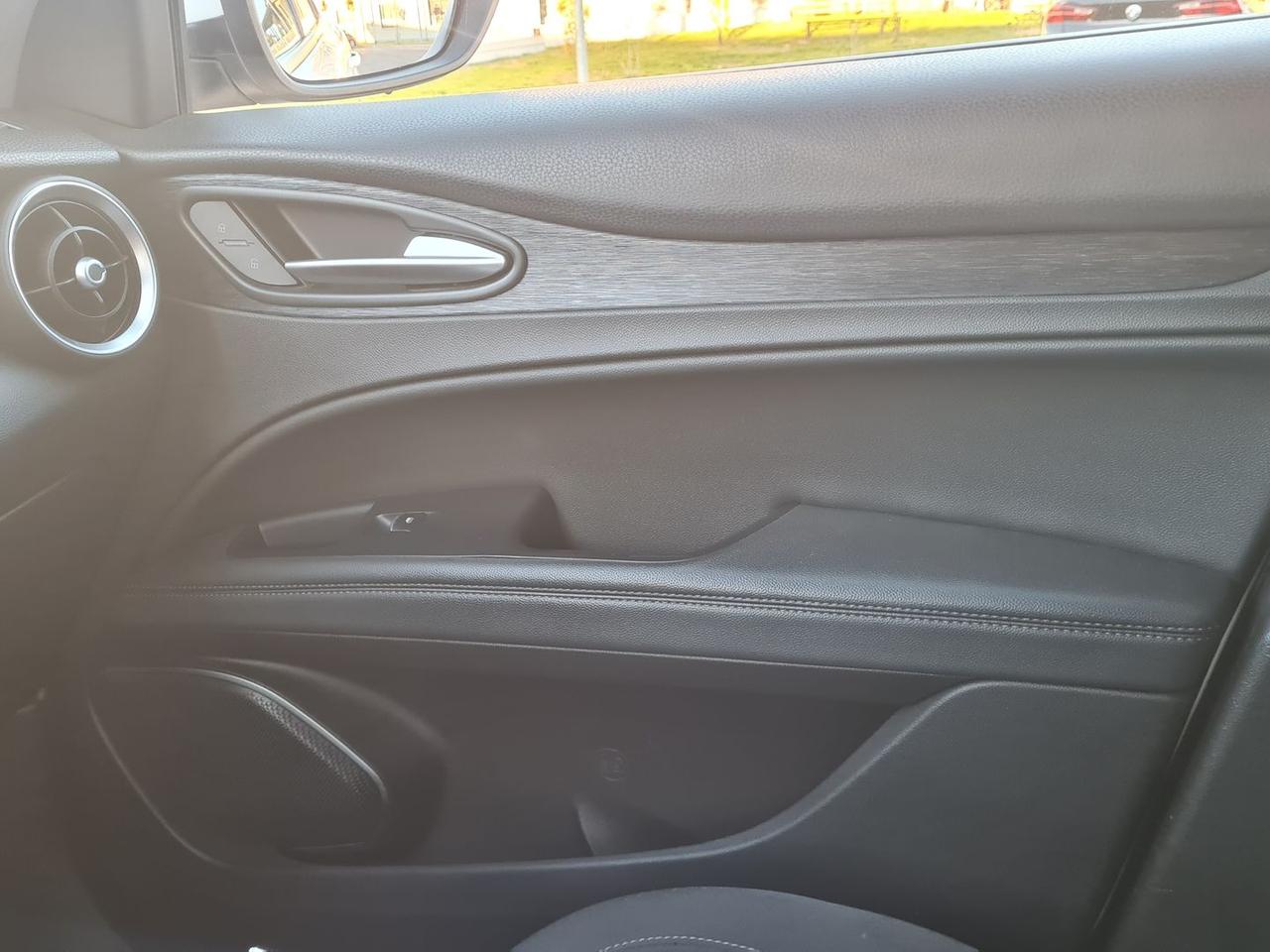 Alfa Romeo Stelvio 2.2 veloce Business #7202