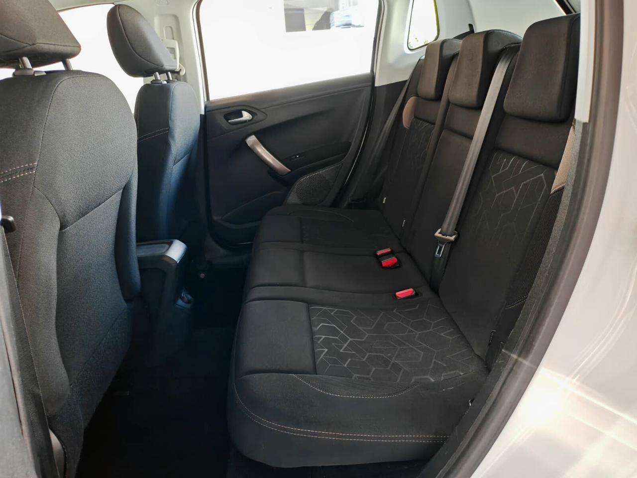 Peugeot 2008 PureTech 82 Allure