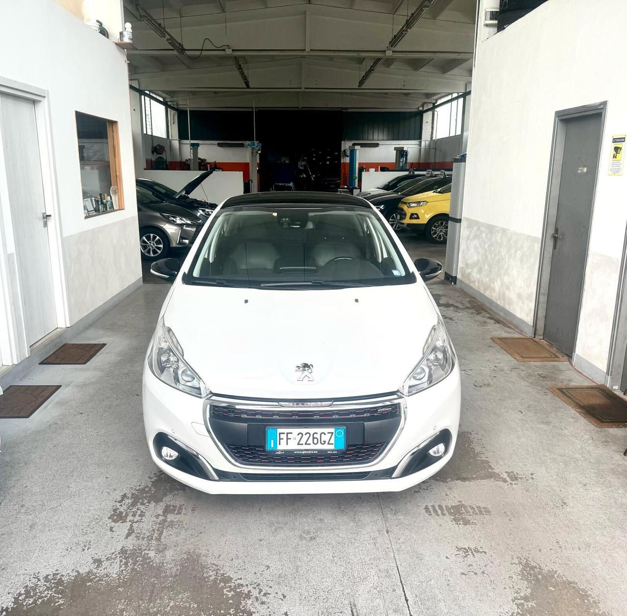 Peugeot 208 PureTech Turbo 110 EAT6 S&S 5 porte GT Line