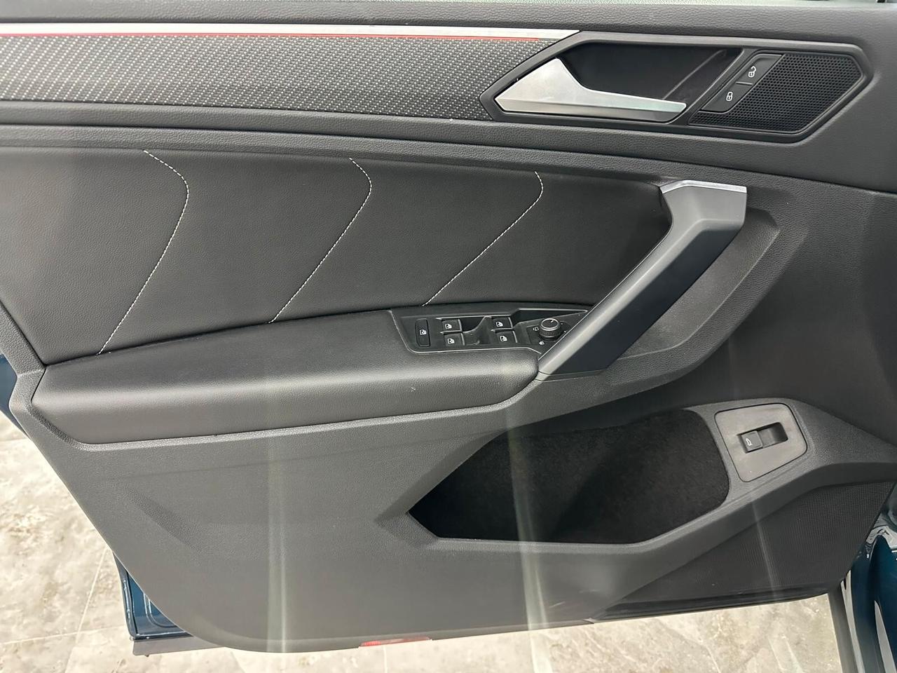 Volkswagen Tiguan 2.0 TDI 150 CV DSG R-Line