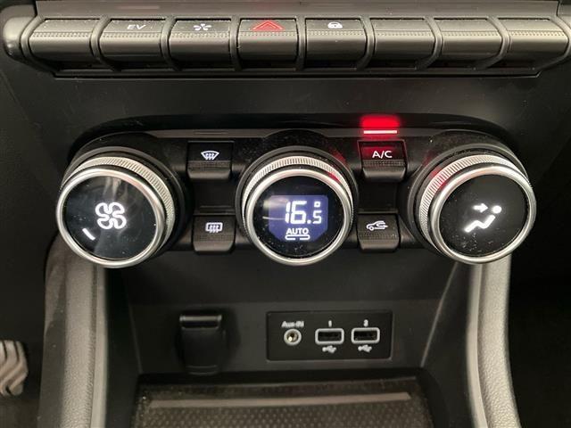 RENAULT Captur 1.6 E-Tech hybrid Intens 145cv auto