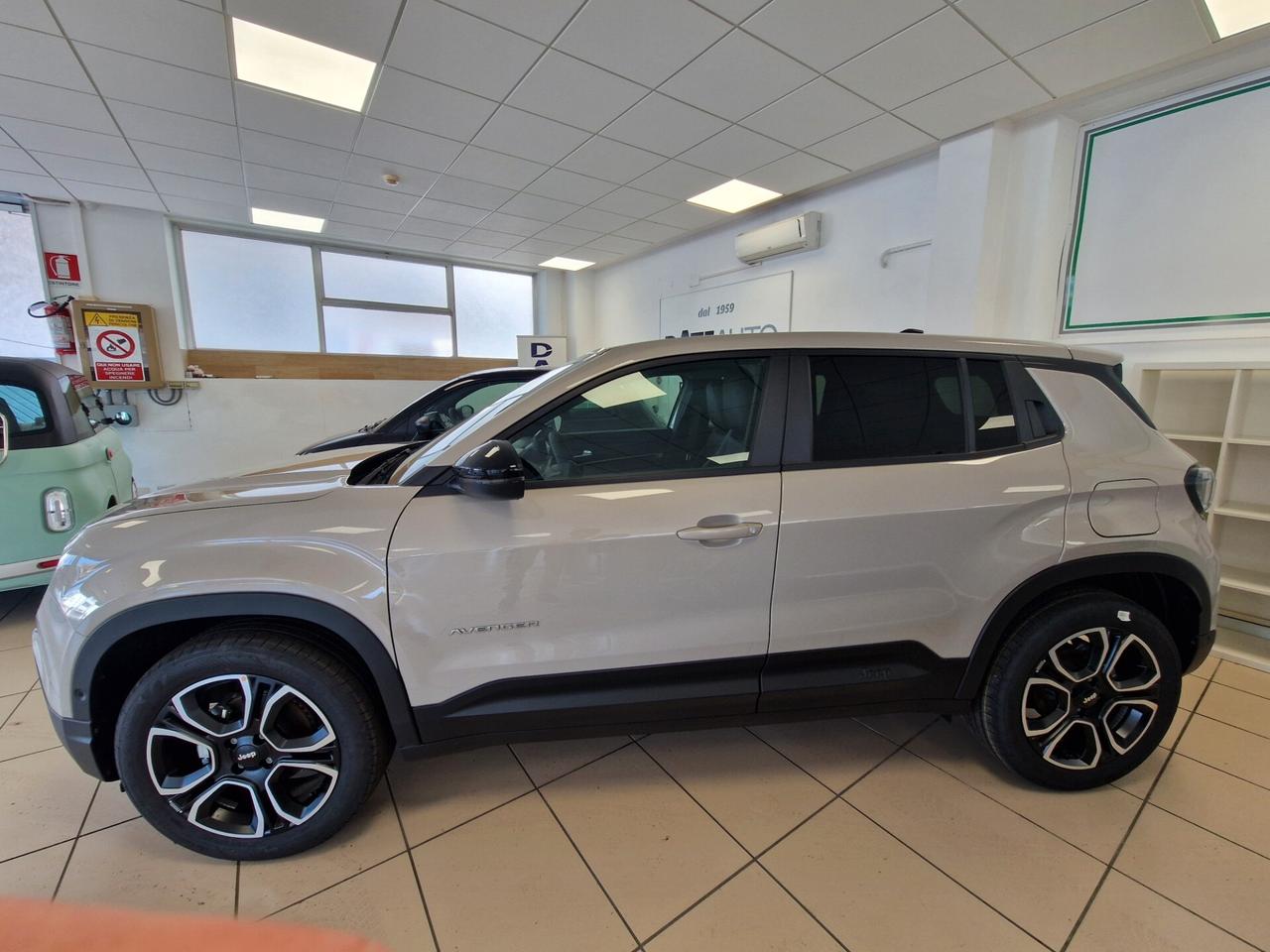 Jeep Avenger 1.2 Turbo 100 CV Summit