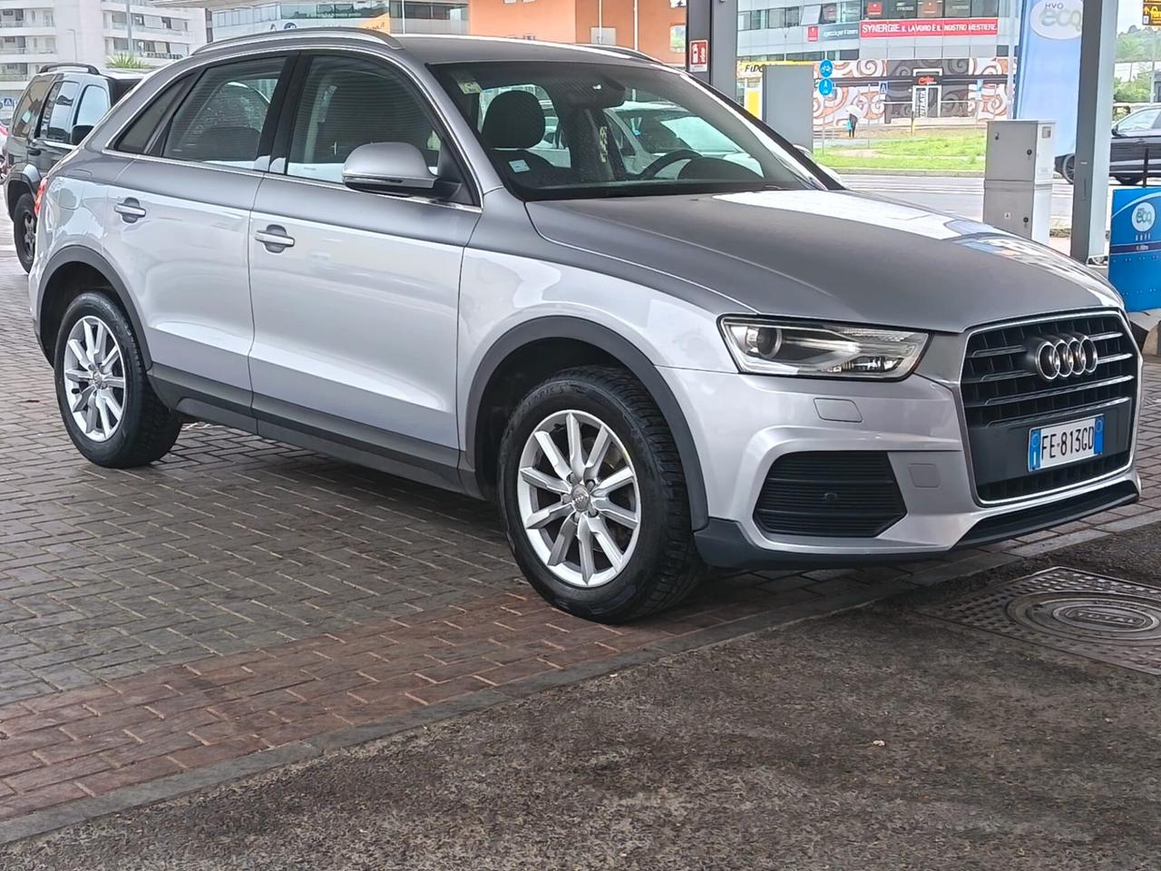 Audi Q3 2016 2.0 TDI 120 CV Business 12 MESI GARANZIA NAVI EURO6 NEOPATENTATI