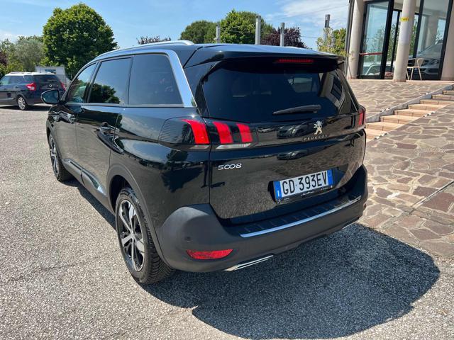 PEUGEOT 5008 BlueHDi 130 S&S EAT8 Allure
