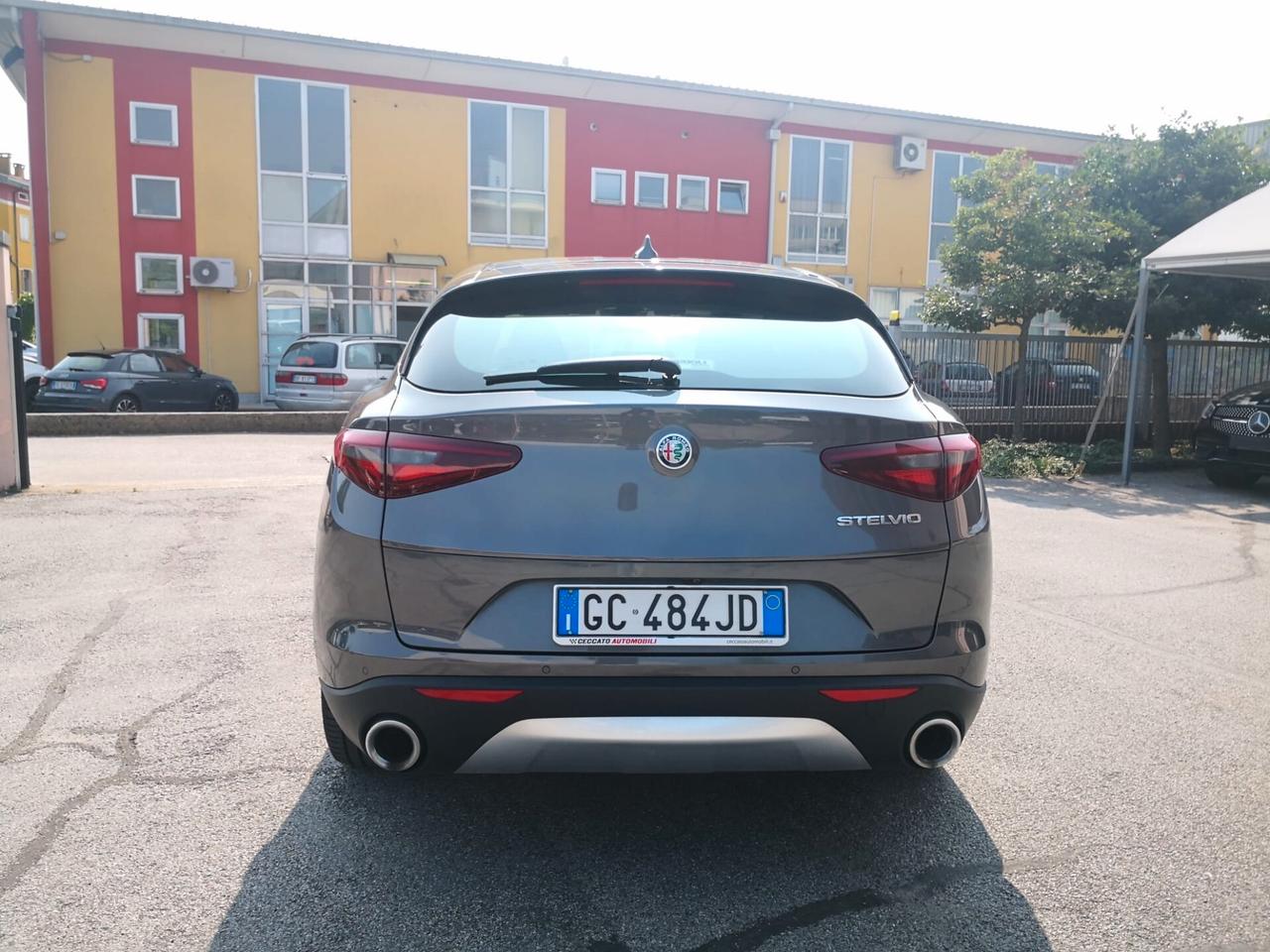 Alfa Romeo Stelvio 2.2 Turbodiesel 190 CV AT8 RWD Executive