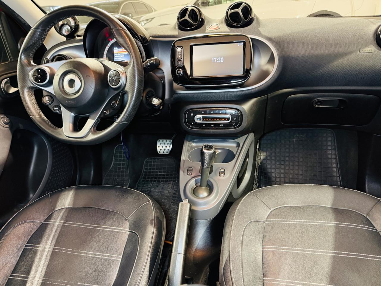 Smart FOURFOUR ALL.BRABUS*CABRIO*NEOPATENTATI*FULL*