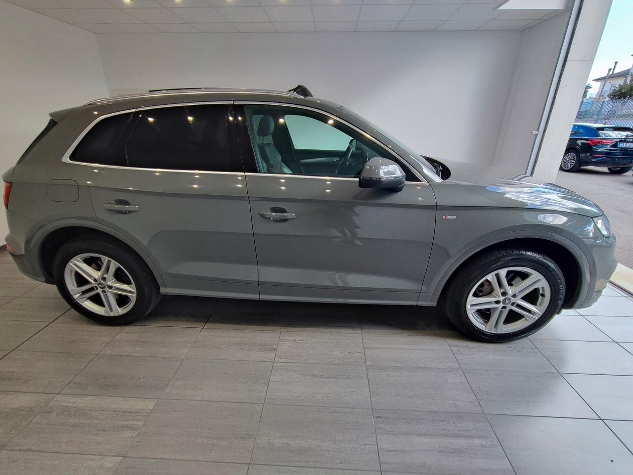 Audi Q5 40 TDI quattro S tronic line plus