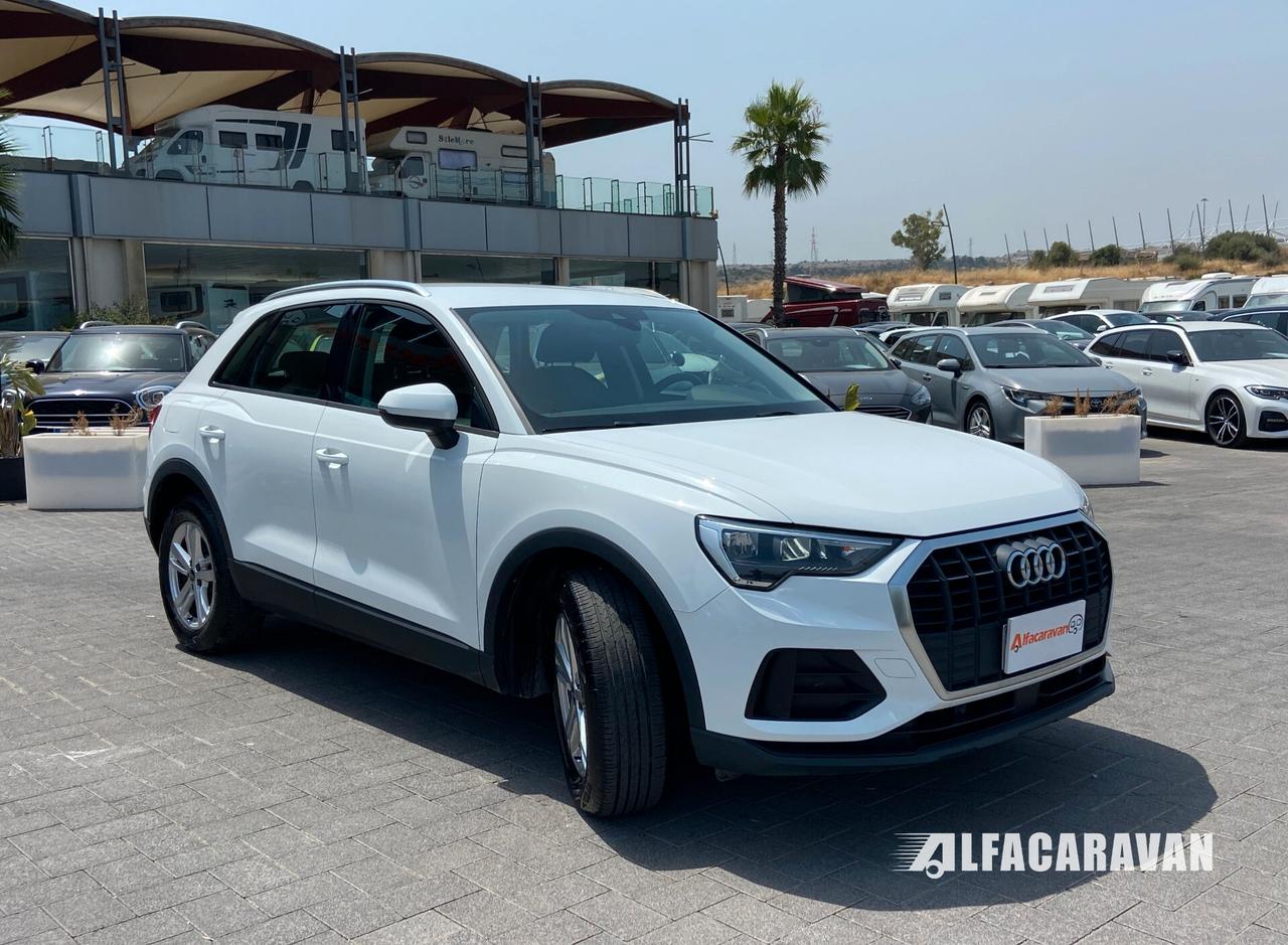 Audi Q3 45 1.4 tfsi e s-tronic