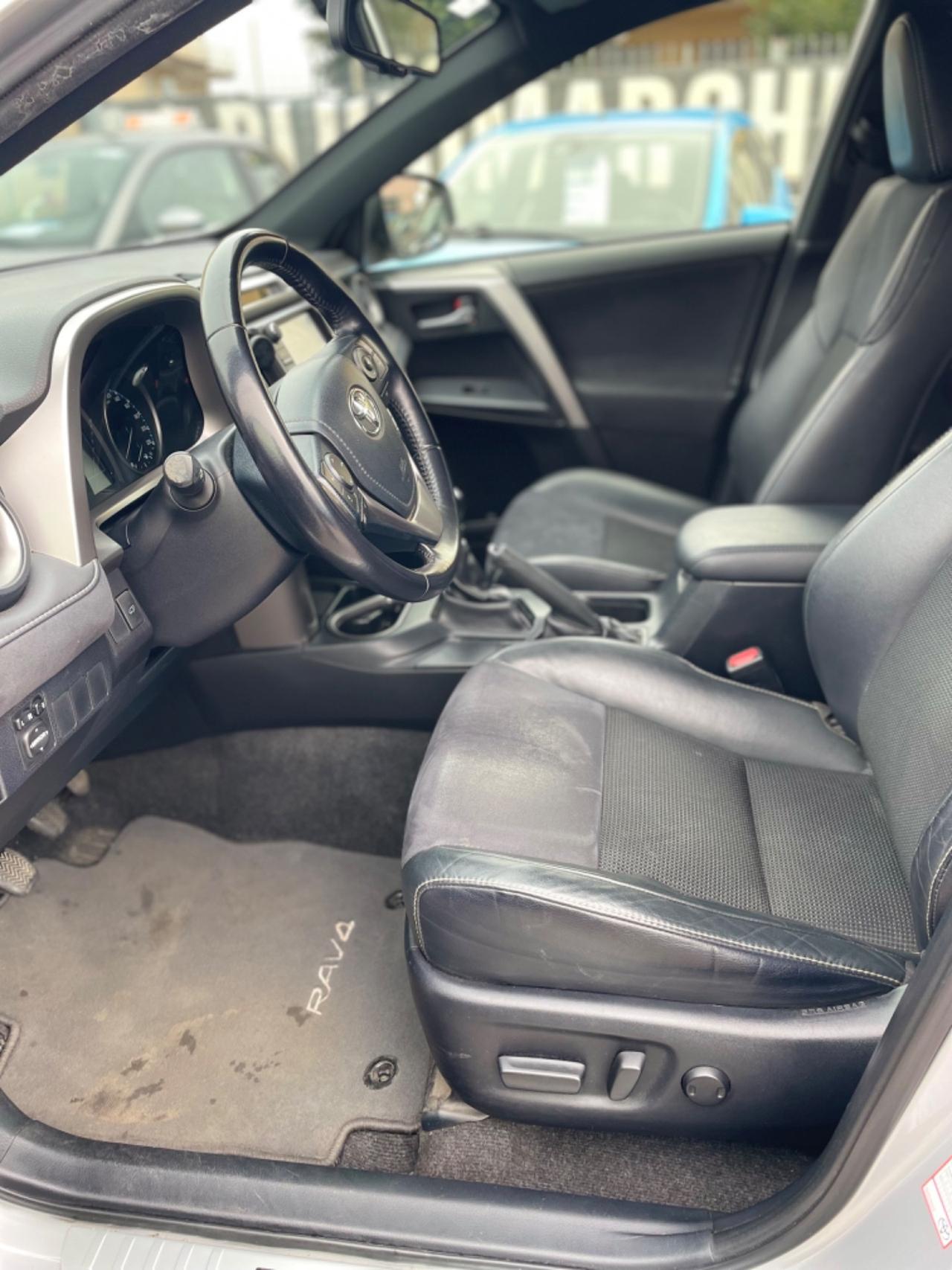 Toyota RAV 4 RAV4 2.0 D-4D 2WD Lounge