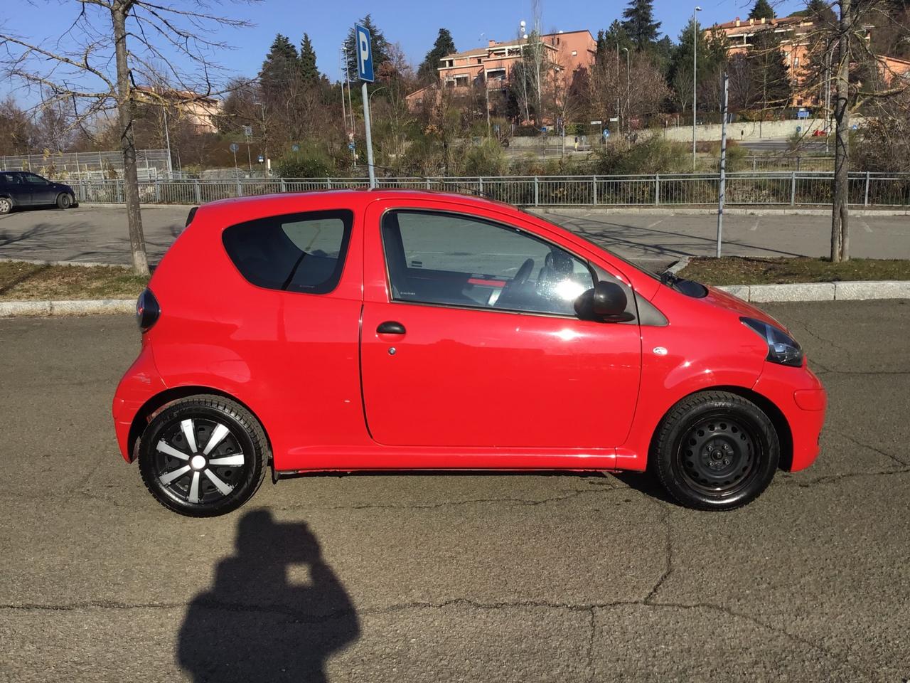 Toyota Aygo 1.0 12V VVT-i 3 porte Sol