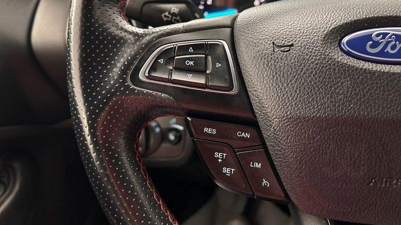 Ford Kuga 1.5 Ecoboost 120CV S&S 2WD ST-Line