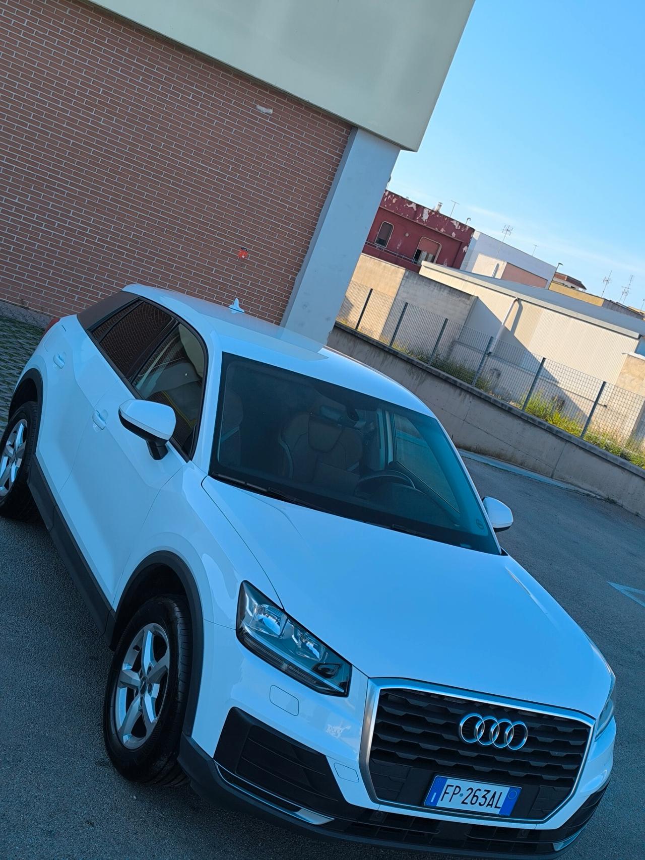 AUDI Q2 SPORT 1.6 TDI 116cv STRONIC PELLE/NAVI/RETROCAMERA